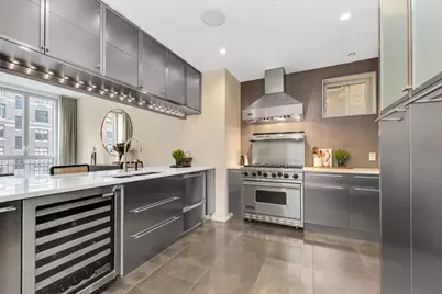 330 E 72nd Street #11, New York City, NY 10021 - Photo 5