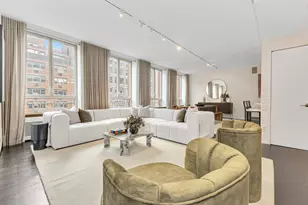 330 E 72nd St, New York City, NY 10021 - Photo 1