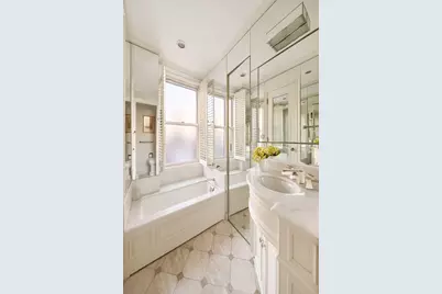 133 E 64th Street #6B, New York City, NY 10065 - Photo 9