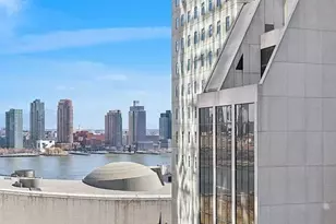 321 E 45th St, New York City, NY 10017 - Photo 9
