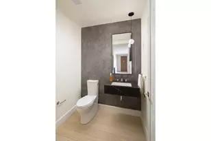 200 E 20th St, New York, NY 10003 - Photo 7