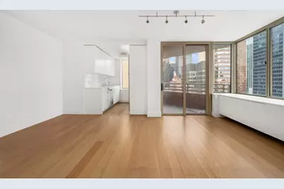 236 E 47th Street #29E, New York, NY 10017 - Photo 3