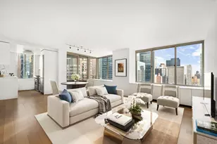 236 E 47th St, New York, NY 10017 - Photo 1