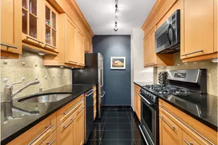 15 W 53rd St, New York City, NY 10019 - Photo 5
