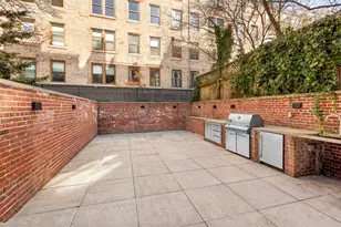 163 W 76th St, New York City, NY 10023 - Photo 17