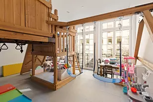 163 W 76th St, New York City, NY 10023 - Photo 15
