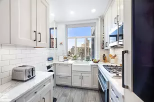 139 E 94th St, New York City, NY 10128 - Photo 3