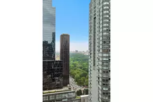 322 W 57th St, New York City, NY 10019 - Photo 17