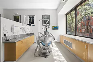 367 W 49th St, New York, NY 10023 - Photo 7