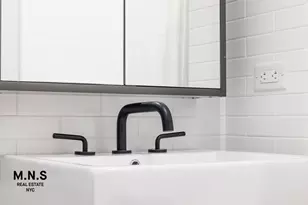 1-76 Woodward Ave, New York City, NY 11385 - Photo 35