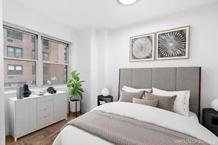 211 E 53rd St, New York City, NY 10022 - Photo 3