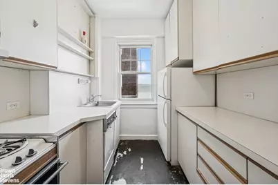 160 Cabrini Boulevard #127, New York, NY 10033 - Photo 7