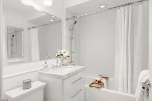 43 W 64th St, New York City, NY 10023 - Photo 17