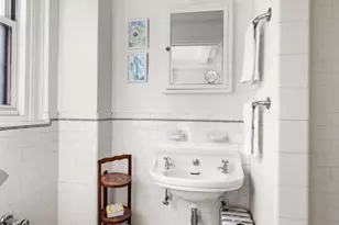 315 E 68th St, New York City, NY 10065 - Photo 9