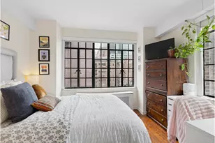 320 E 42nd St, New York City, NY 10017 - Photo 9