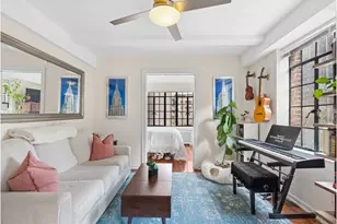 320 E 42nd St, New York City, NY 10017 - Photo 3