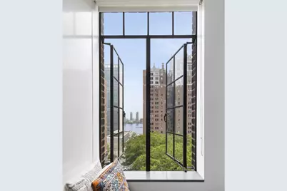 320 E 42nd Street #801, New York, NY 10017 - Photo 7