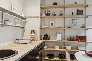 320 E 42nd St, New York City, NY 10017 - Photo 3