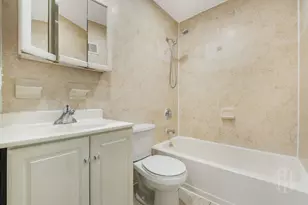 88-10 70th Rd, Forest Hills, NY 11375 - Photo 23