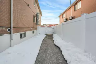 88-10 70th Rd, Forest Hills, NY 11375 - Photo 25