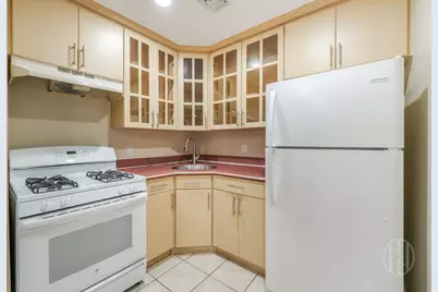 88-10 70th Road #1, Forest Hills, NY 11375 - Photo 21