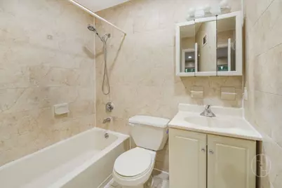 88-10 70th Road #1, Forest Hills, NY 11375 - Photo 15