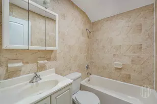 88-10 70th Rd, Forest Hills, NY 11375 - Photo 15