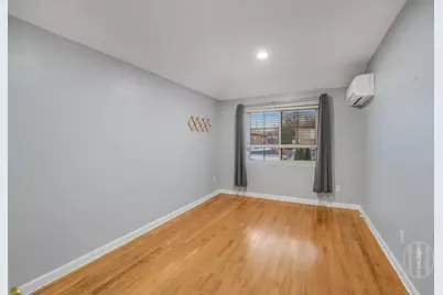 88-10 70th Road #2, Forest Hills, NY 11375 - Photo 11