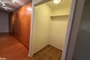 240 E 35th St, New York City, NY 10016 - Photo 11