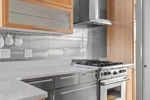 179 Ocean Pkwy, Brooklyn, NY 11218 - Photo 7