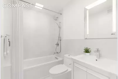 188 E 64th Street #1601, New York City, NY 10065 - Photo 5