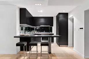 110 E 71st St, New York City, NY 10021 - Photo 17
