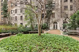 205 W 89th St, New York, NY 10024 - Photo 5