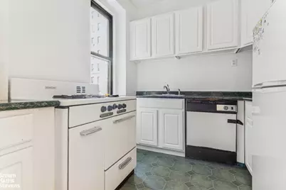 225 Lincoln Place #1F, New York City, NY 11217 - Photo 9