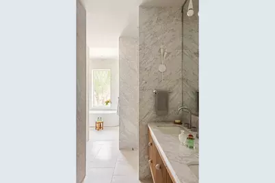 35 Irving Place, New York City, NY 11238 - Photo 11