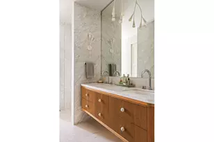 35 Irving Pl, New York City, NY 11238 - Photo 11