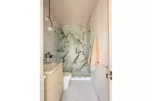 35 Irving Pl, New York City, NY 11238 - Photo 21