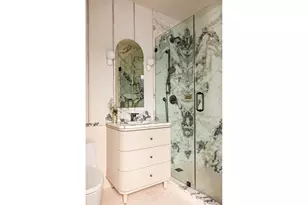 35 Irving Pl, New York City, NY 11238 - Photo 23