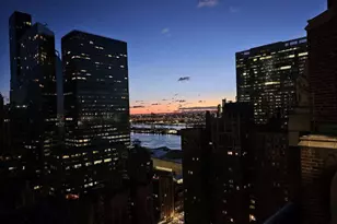 320 E 42nd St, New York City, NY 10017 - Photo 9