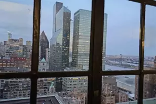 320 E 42nd St, New York City, NY 10017 - Photo 13