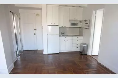 320 E 42nd Street #27th Fl, New York City, NY 10017 - Photo 7