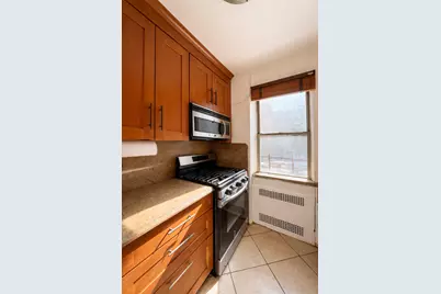 920 E 17th Street #212, Brooklyn, NY 11230 - Photo 3
