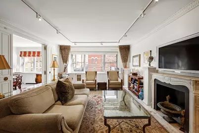 650 Park Avenue #4D, New York, NY 10065 - Photo 1