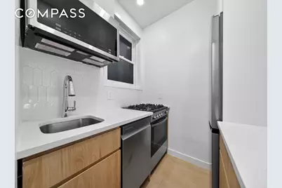 120 E 83rd Street #3D, New York, NY 10028 - Photo 3
