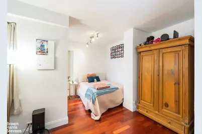 166 E 35th Street #4A, New York, NY 10016 - Photo 9