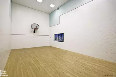 235 E 40th Street #24D, New York, NY 10016 - Photo 9