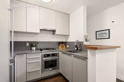 100 Bank Street #1A, New York, NY 10014 - Photo 3