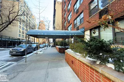 310 E 49th Street #3H, New York City, NY 10017 - Photo 5