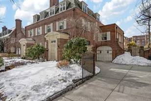 34-22 87th St, New York City, NY 11372 - Photo 1