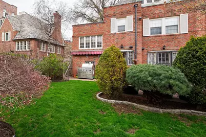 34-22 87th Street, New York City, NY 11372 - Photo 11